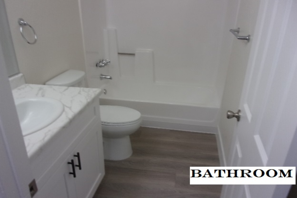 This 1 bed 1 bath empty 3 photo can be viewed in person at the Casa Del Sol Apartments, so make a reservation and stop in today.